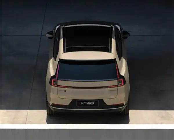 全新中型插混SUV！沃爾沃XC70官圖首發(fā)：8月開啟預(yù)售