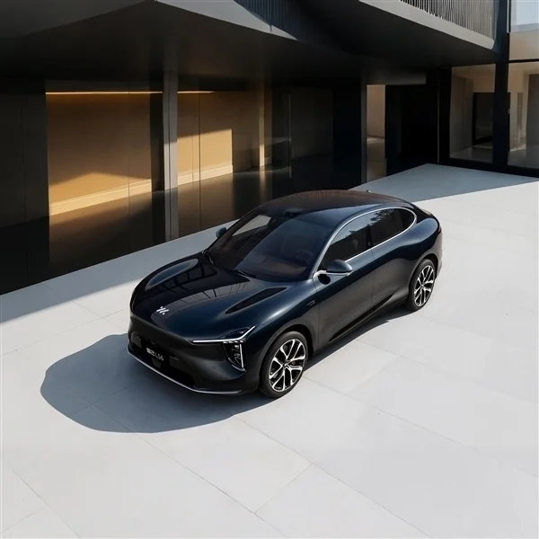 同級(jí)唯一800V大電池增程SUV！智己LS6 52 Max+版上市：限時(shí)22.99萬